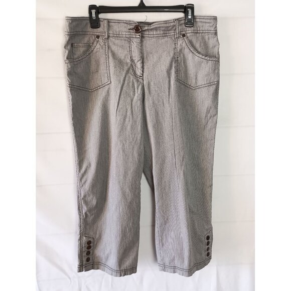 Style & Co Women’s Mid Rise Capri Pants Light Brown Micro Stripe Size 14 Stretch - Picture 1 of 6